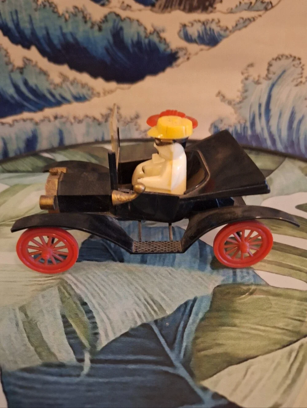 Classic Black Salt & Pepper Car with Red Wheels and Yellow/Red Driver Hats